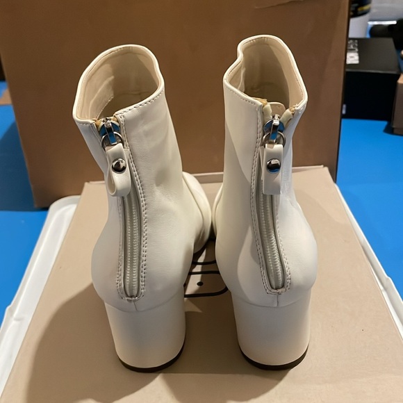 Off-White Urdan Outfitters Boots - Picture 12 of 16